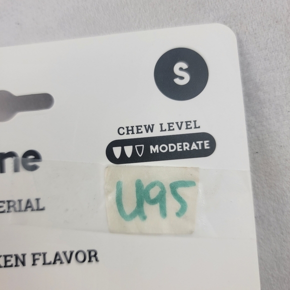 NWT set of 4 Petstages Chick-A-Bone dog bone chew chicken flavor Size small - Picture 6 of 6